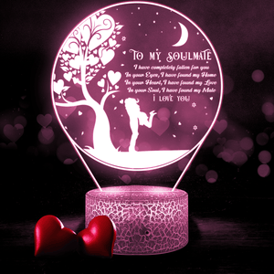 https://giftsholder.com/cdn/shop/products/3d-led-light-family-to-my-soulmate-in-your-heart-i-have-found-my-love-auglca13014-gifts-holder-5-25440372752545_300x.png?v=1693276101